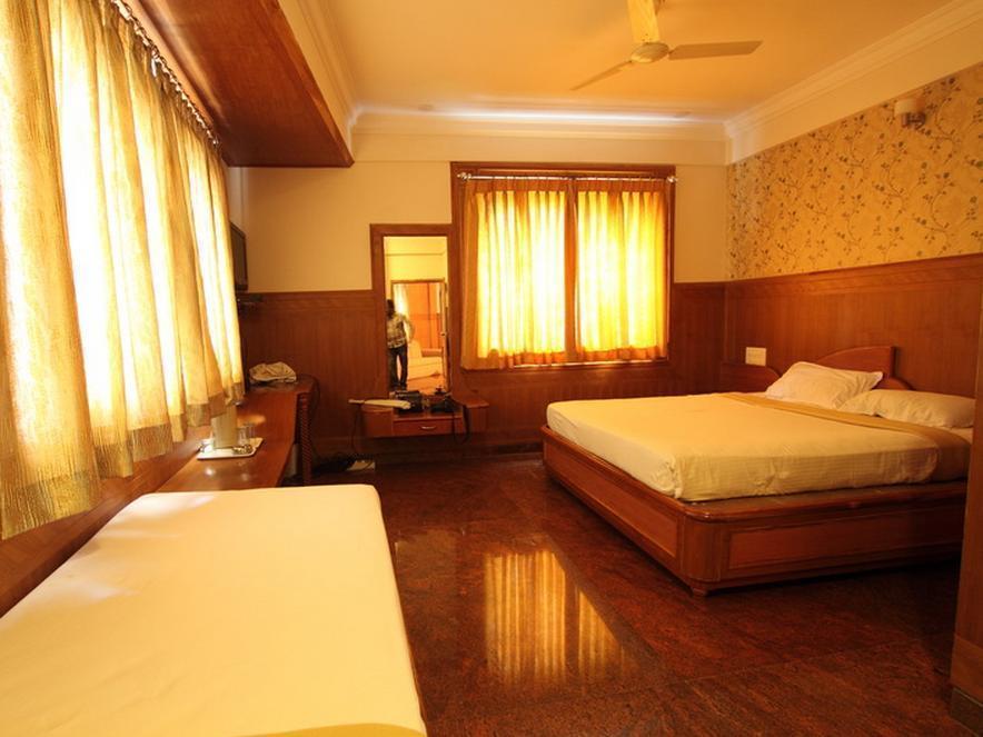 Mahendra Hotels Mysore Luaran gambar